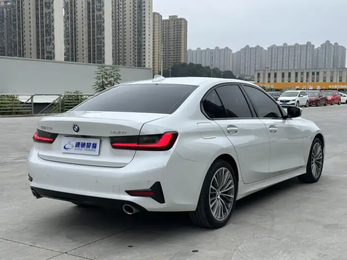 BMW 3 Series 2022 Model 320i Sports Set – фото 7