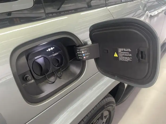 Titan 7 PHEV 2025 Model 190KM 4WD Ultra Edition – фото 10