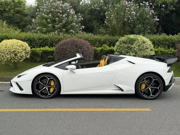 Huracán 2020 Model Huracán EVO RWD Spyder – фото 3
