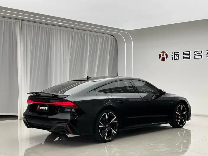 Audi A7 2024 Model 55 TFSI quattro Exclusive Model – фото 7