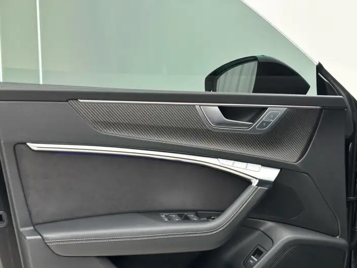 Audi A7 2024 Model 55 TFSI quattro Exclusive Model – фото 10