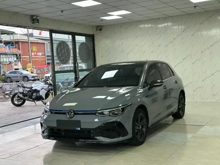 Volkswagen Golf 2024 Model 280TSI DSG R-Line 50 Legend Edition
