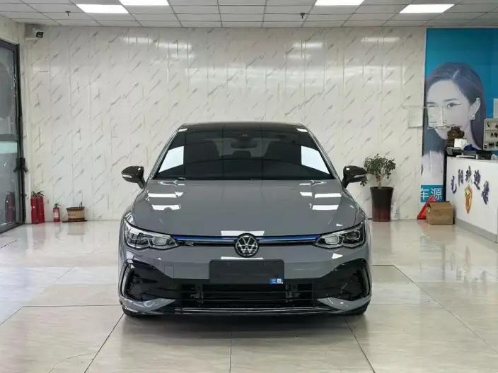 Volkswagen Golf 2024 Model 280TSI DSG R-Line 50 Legend Edition