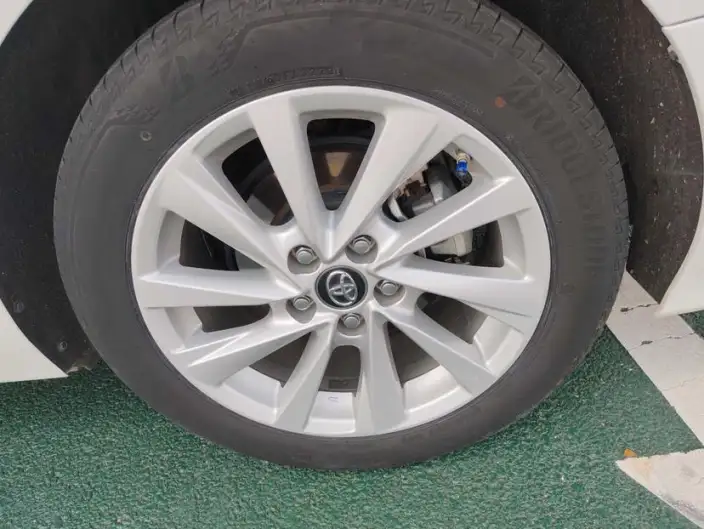 Toyota Camry 2023 Model 2.0G Deluxe Edition – фото 6