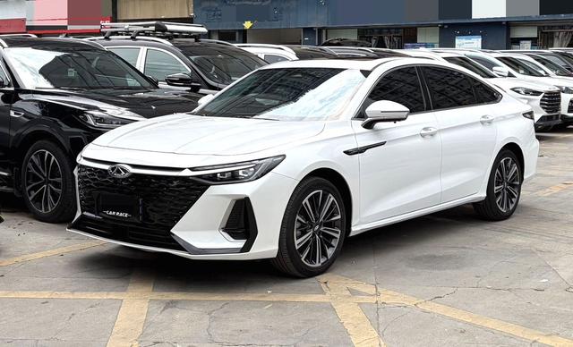 Chery Arrizo 8 2024 модификация 1.6TGDI DCT Spirior