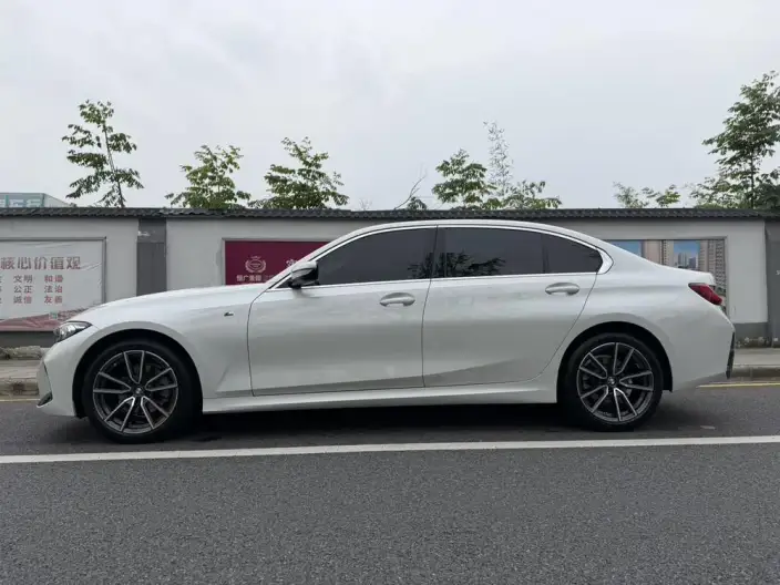BMW 3 Series 2023 Model 320Li M Sports Set