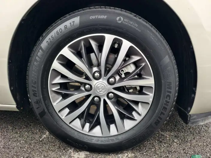 Buick GL8 2022 Model ES Luzun 653T Comfort Model – фото 8