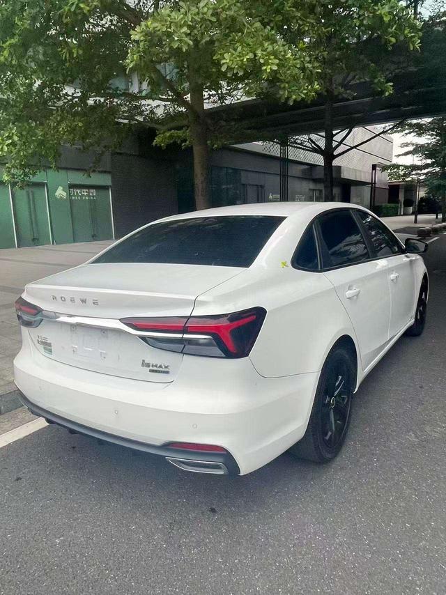 Roewe i6 MAX 2020 300TGI Automatic Cool Skylight Supreme Edition – фото 9
