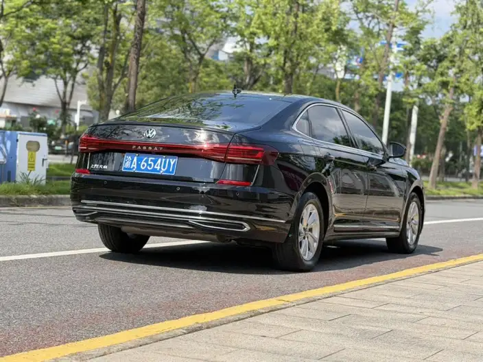 Volkswagen Passat 2022 Model 280TSI Elite Edition – фото 7