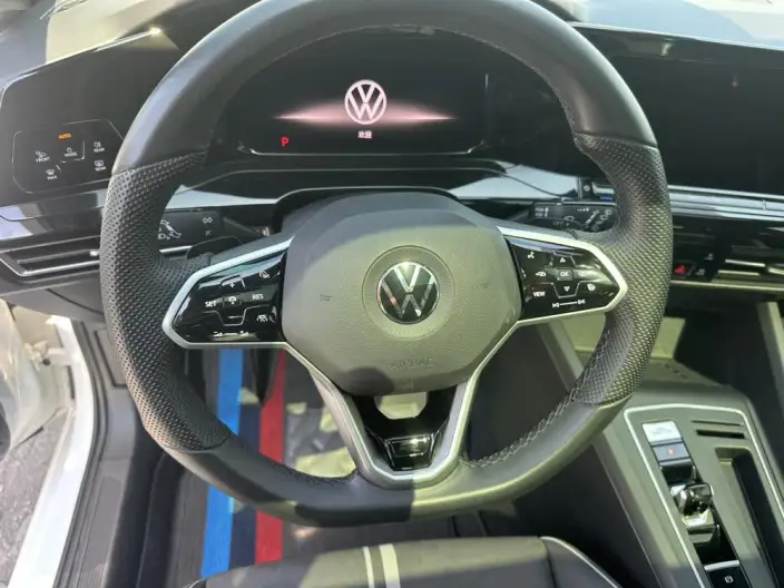 Volkswagen Golf 2024 Model 280TSI DSG R-Line 50 Legend Edition – фото 9