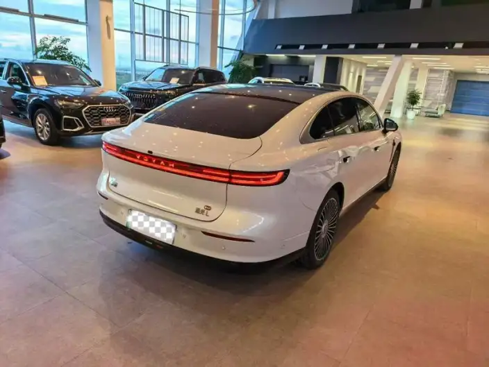 Voyah Pursuit L 2026 Model 4WD Ultra – фото 6