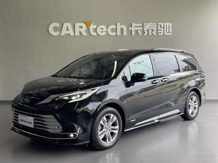 Toyota Sienna 2021 Model 2.5L Hybrid Platinum edition