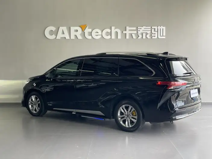Toyota Sienna 2021 Model 2.5L Hybrid Platinum edition – фото 5