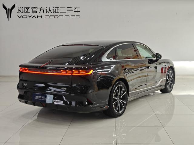 VOYAH Pursuit PHEV 2024 модификация Ultra-long Endurance 4WD Ultimate Edition – фото 7