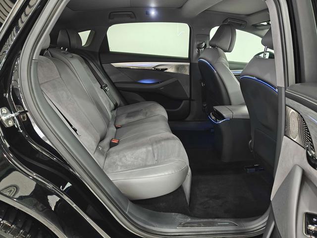 VOYAH Pursuit PHEV 2024 модификация Ultra-long Endurance 4WD Ultimate Edition – фото 9