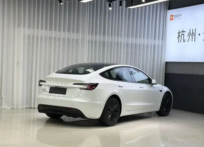 Model 3 2025 Model Facelift Long Battery Life Pro Rear-wheel drive version