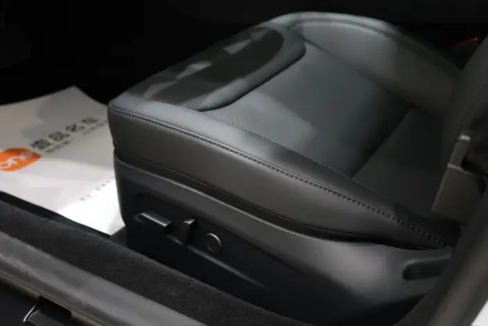 Model 3 2025 Model Facelift Long Battery Life Pro Rear-wheel drive version – фото 7
