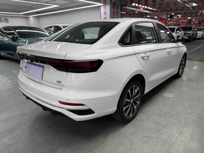 Geely Emgrand 2025 Model No. 4 Gen 1.5L CVT Star Glory Edition – фото 6