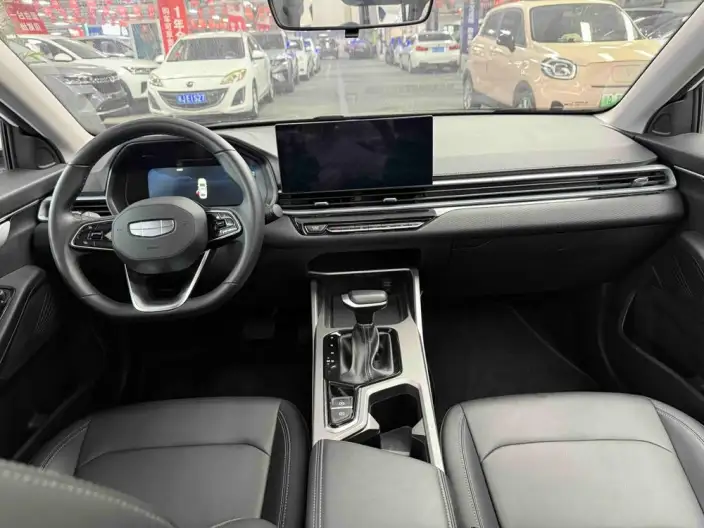 Geely Emgrand 2025 Model No. 4 Gen 1.5L CVT Star Glory Edition – фото 7