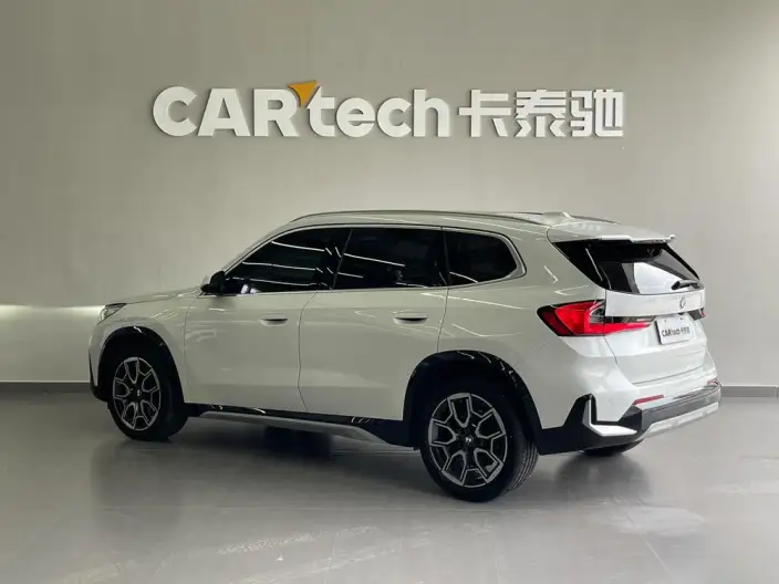 BMW X1 2025 Model sDrive25Li X Design Set – фото 5