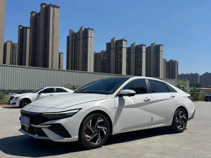Hyundai Ioniq 2023 Model 1.5L CVT LUX Premium Edition
