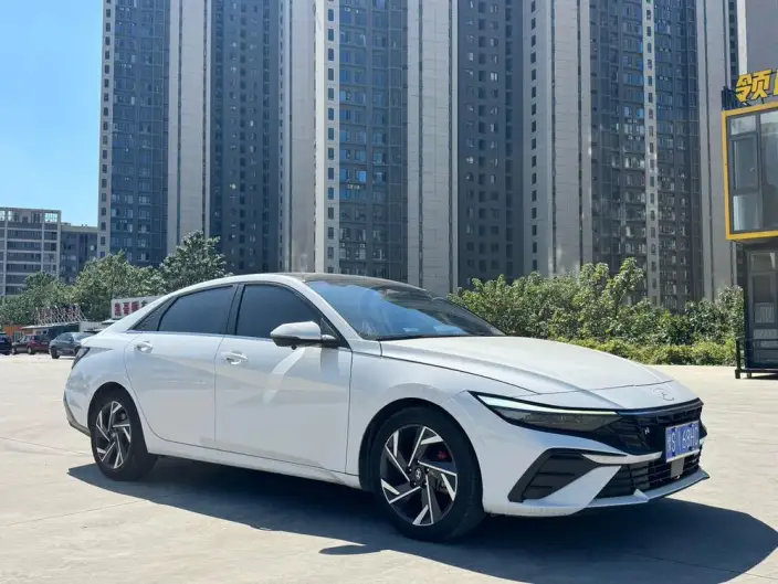 Hyundai Ioniq 2023 Model 1.5L CVT LUX Premium Edition
