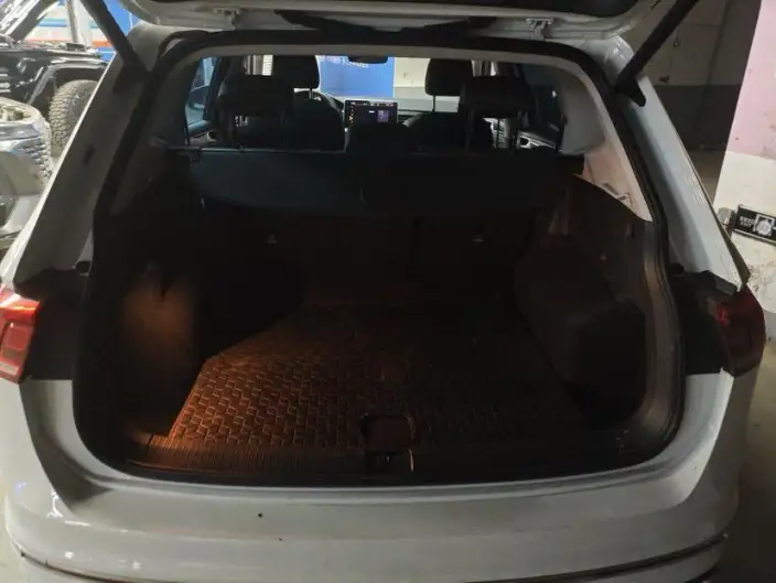 Volkswagen Tiguan L 2024 Model 330TSI 2WD R-Line Enjoy the version more – фото 9