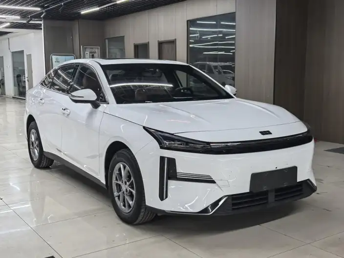 Geely Galaxy L6 2025 Model 1.5 EM-i DHT 60KM Tiggo Edition