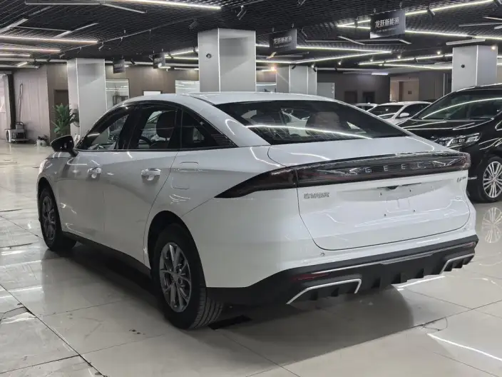 Geely Galaxy L6 2025 Model 1.5 EM-i DHT 60KM Tiggo Edition