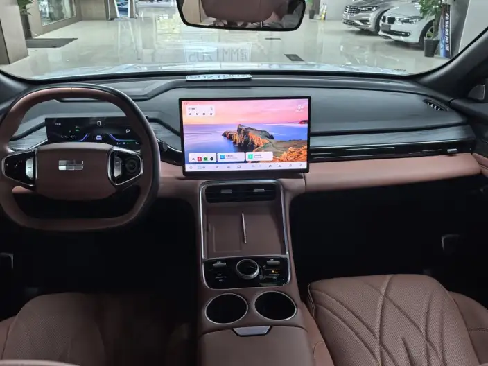Geely Galaxy L6 2025 Model 1.5 EM-i DHT 60KM Tiggo Edition – фото 6