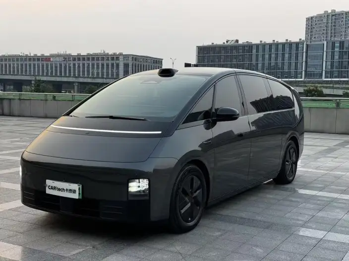 Li Auto MEGA 2024 Model Ultra Edition