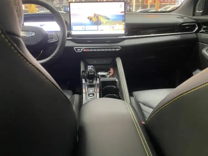 Geely Binyue 2025 Model Geely Binyue L 1.5TD DCT Star Glory Edition – фото 9
