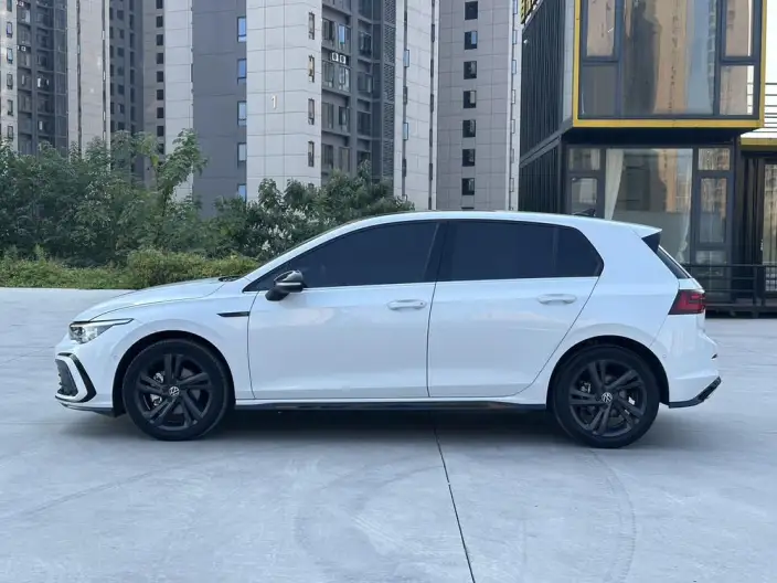 Volkswagen Golf 2021 Model 280TSI DSG R-Line