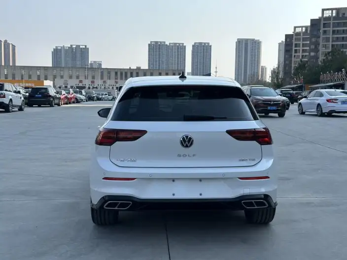 Volkswagen Golf 2021 Model 280TSI DSG R-Line – фото 6