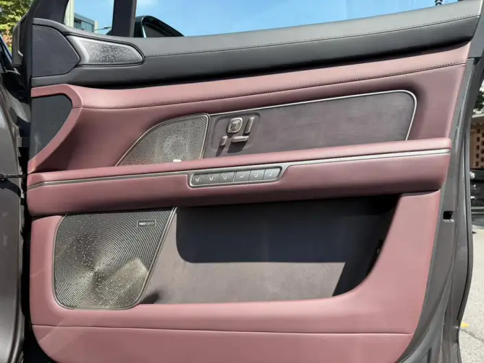 NIO ES8 2026 Model VI seat Executive Signature Edition – фото 10