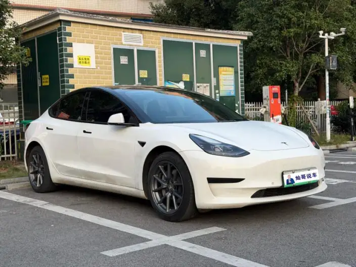Model 3 2022 Model Rear-wheel drive version