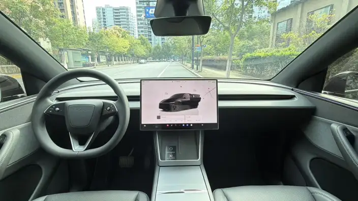 Model Y 2026 Model Rear-wheel drive version – фото 6