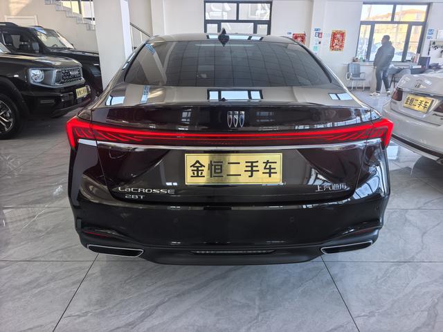 Buick LaCrosse 2025 28T Platinum Edition – фото 4