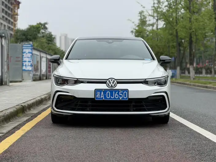 Volkswagen Golf 2021 Model 280TSI DSG R-Line