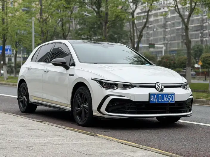 Volkswagen Golf 2021 Model 280TSI DSG R-Line