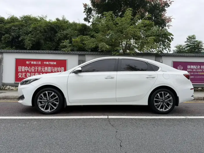 Kia K3 2021 Model Facelift 1.5L CVT Fashion Edition