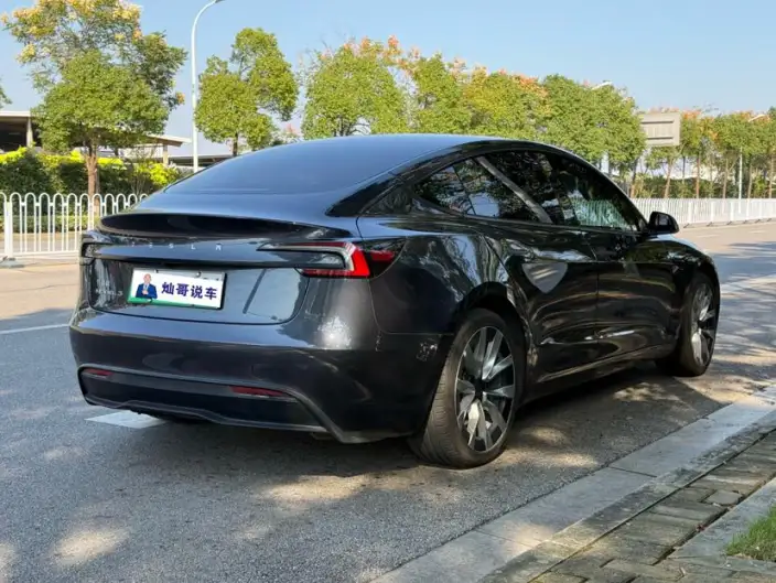 Model 3 2023 Model Rear-wheel drive version – фото 6