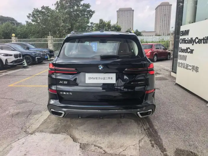 BMW X5 2023 Model xDrive30Li Exclusive Model M Sports Night Set