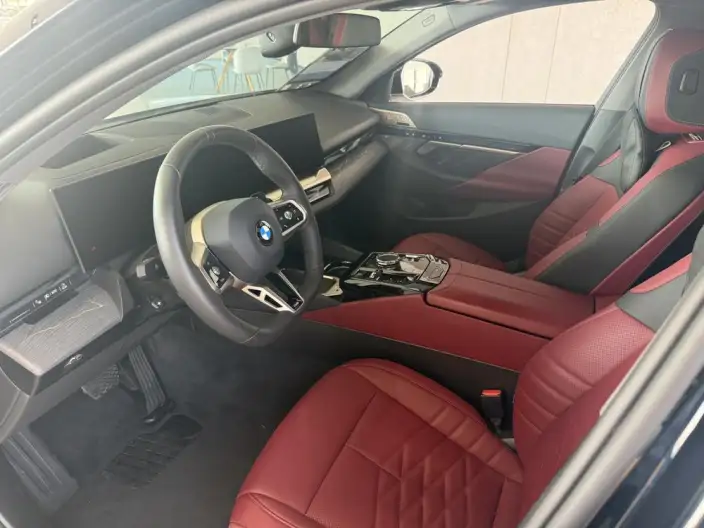 BMW 5 Series 2025 Model Facelift 530Li Exclusive Model M Sports Set – фото 10