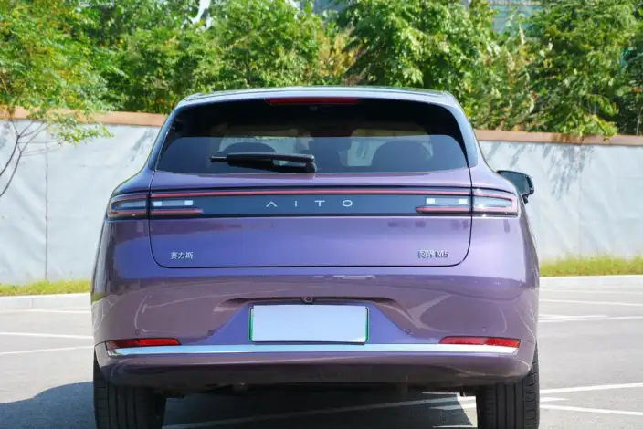 Aito M5 2025 Model Extended Range Ultra 4WD Edition – фото 6