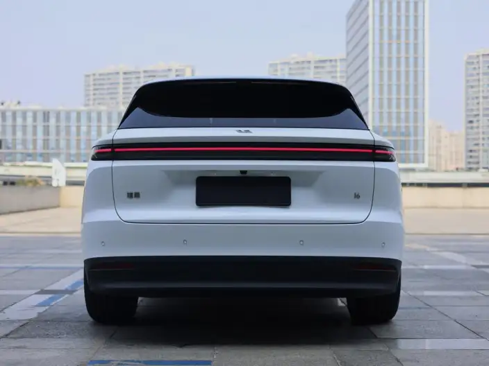 Li Auto i6 2025 Model 2WD Standard Edition – фото 6