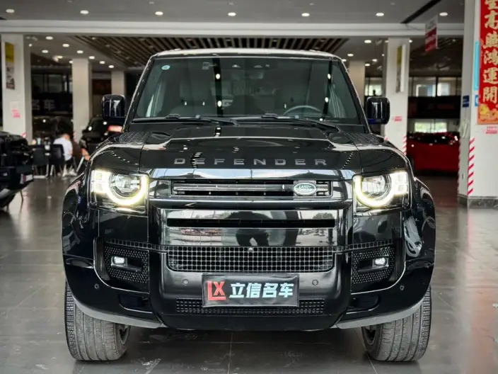 Land Rover Defender 2023 Model 110 3.0T X P400