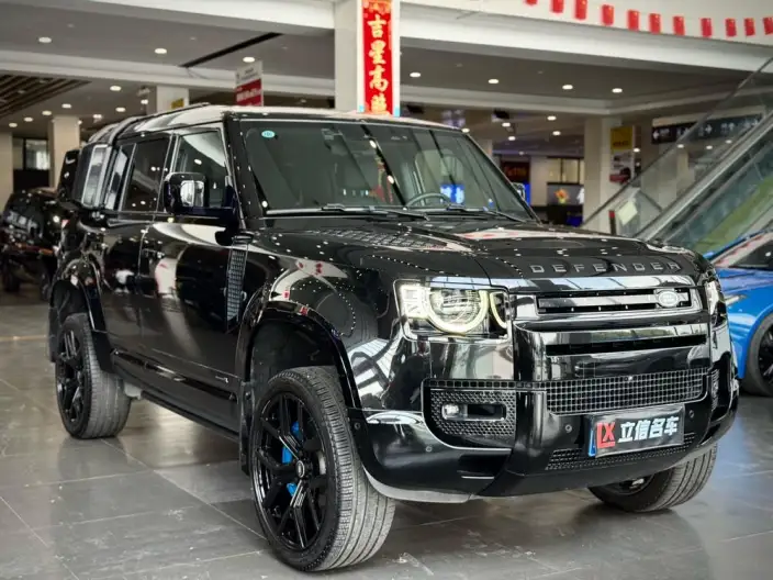 Land Rover Defender 2023 Model 110 3.0T X P400