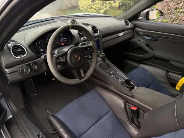 Porsche 718 2022 Model Cayman GT4 RS 4.0L – фото 7