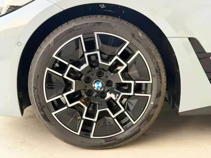 BMW 4 Series 2024 Model 430i Gran Coupe M Sports Night Set – фото 6